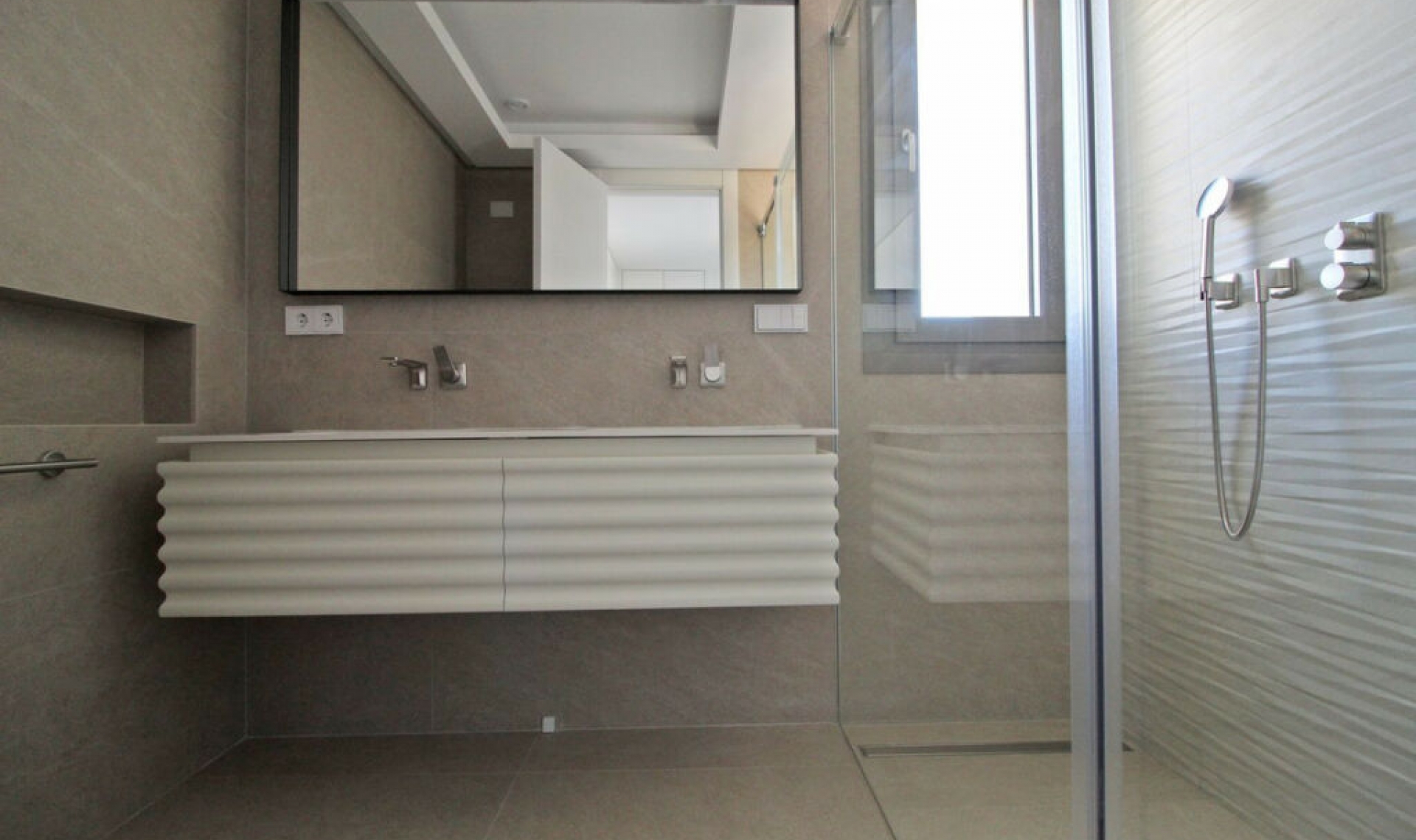 Resale - Apartment -
La Quinta