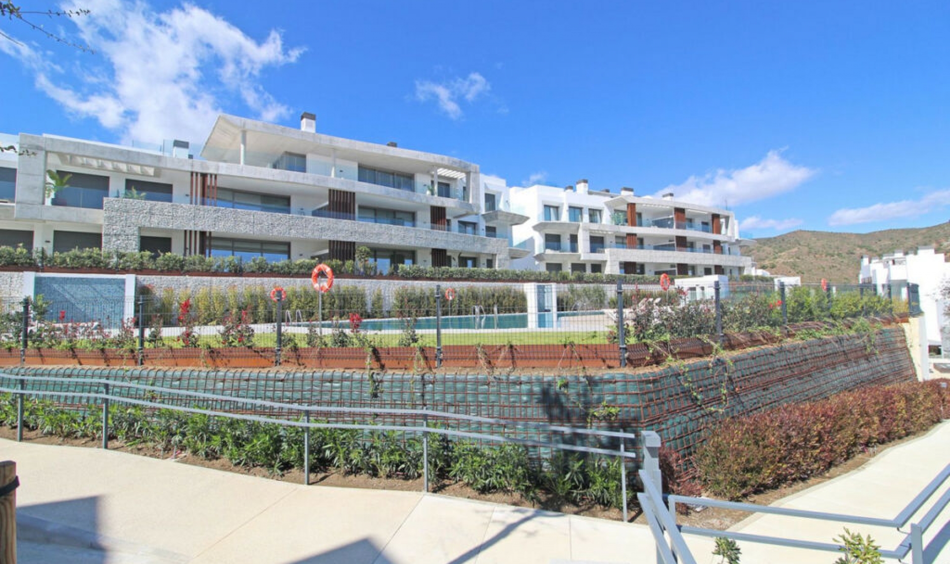 Resale - Apartment -
La Quinta