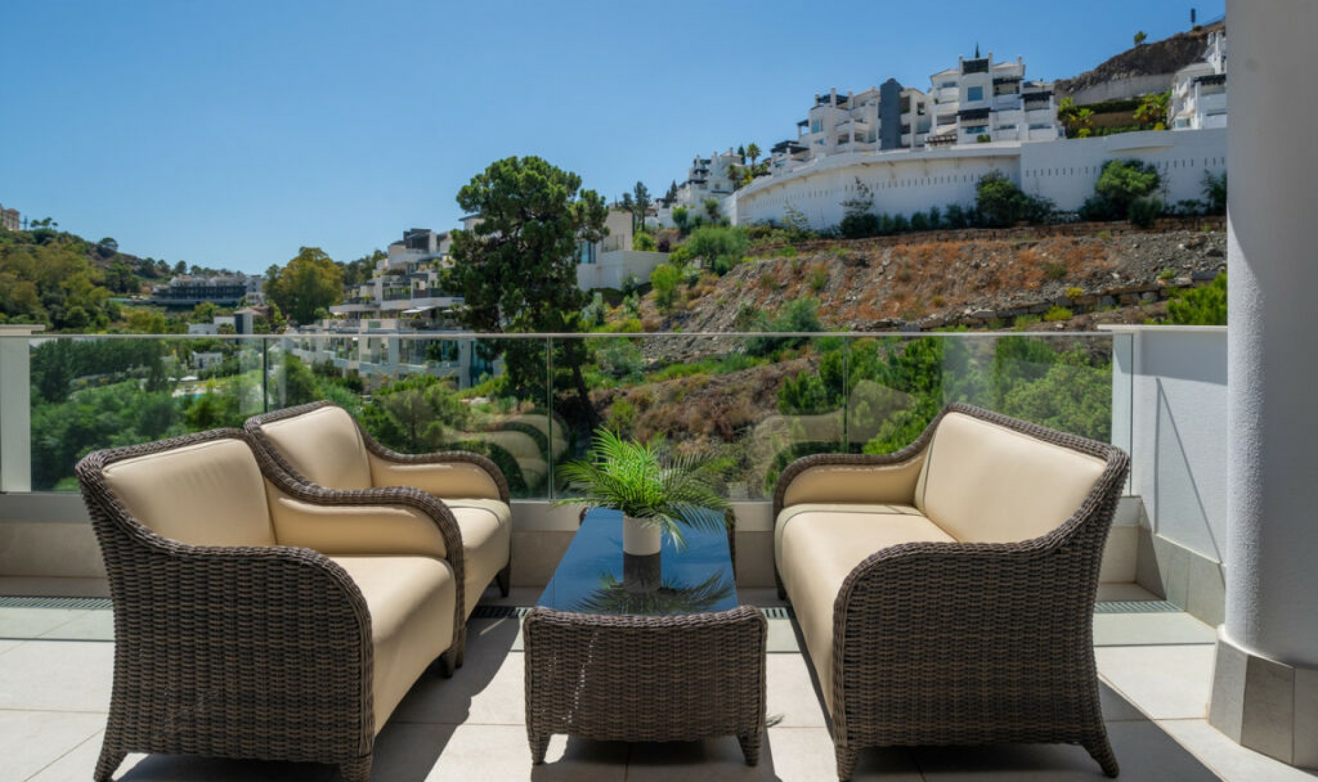 Resale - Apartment -
La Quinta