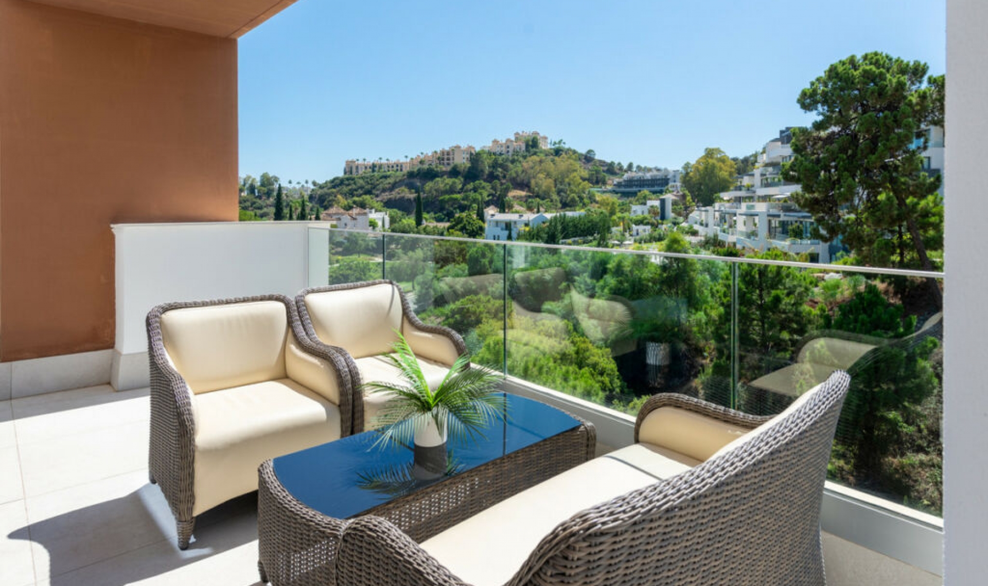 Resale - Apartment -
La Quinta