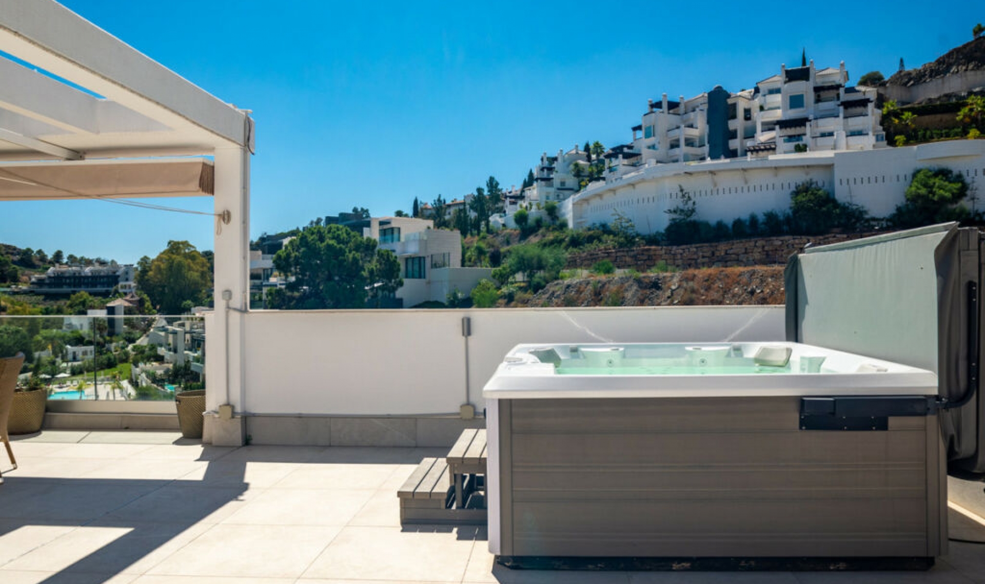 Resale - Apartment -
La Quinta