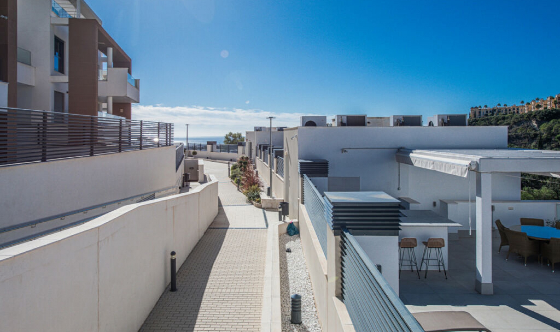 Resale - Apartment -
La Quinta