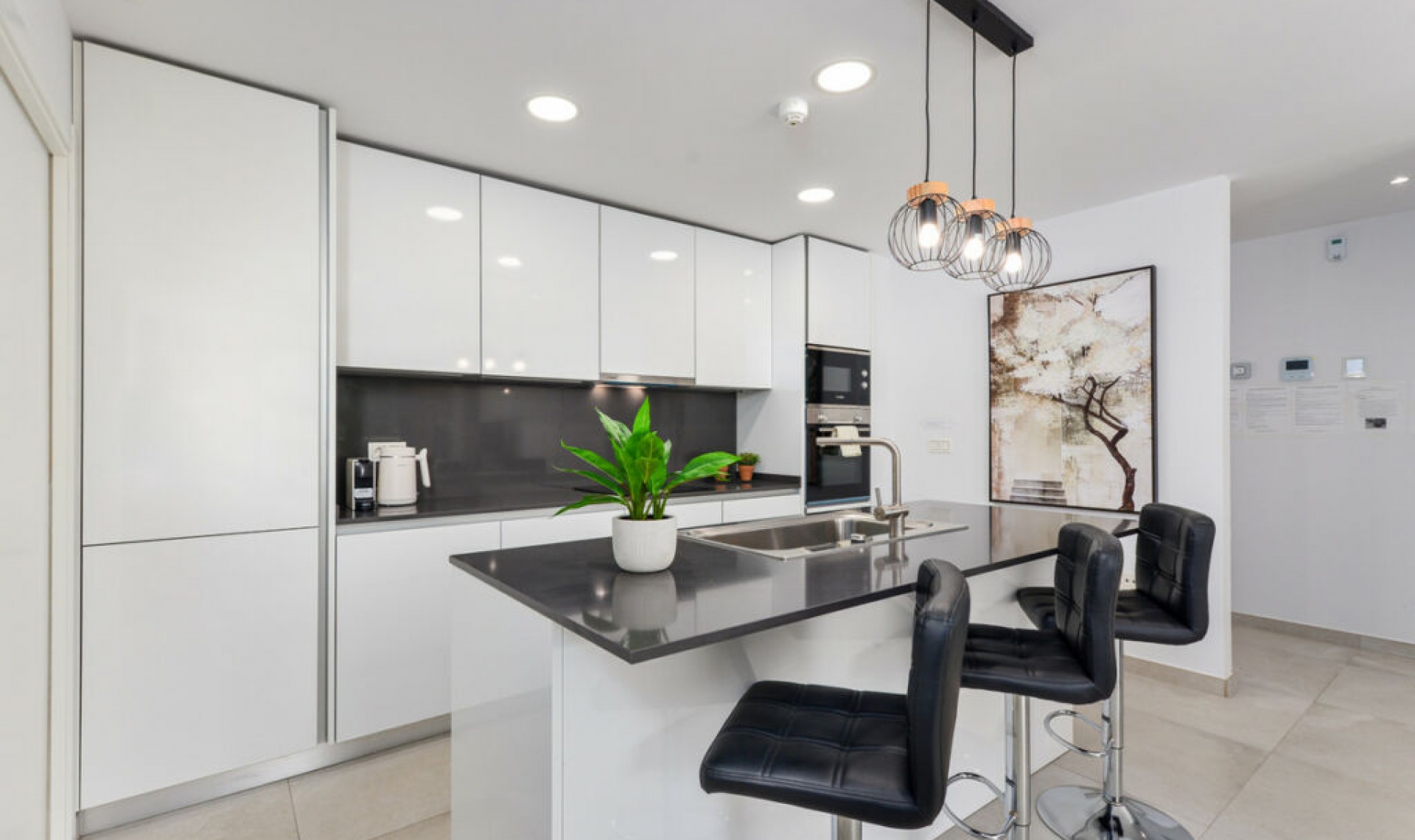 Resale - Apartment -
La Quinta