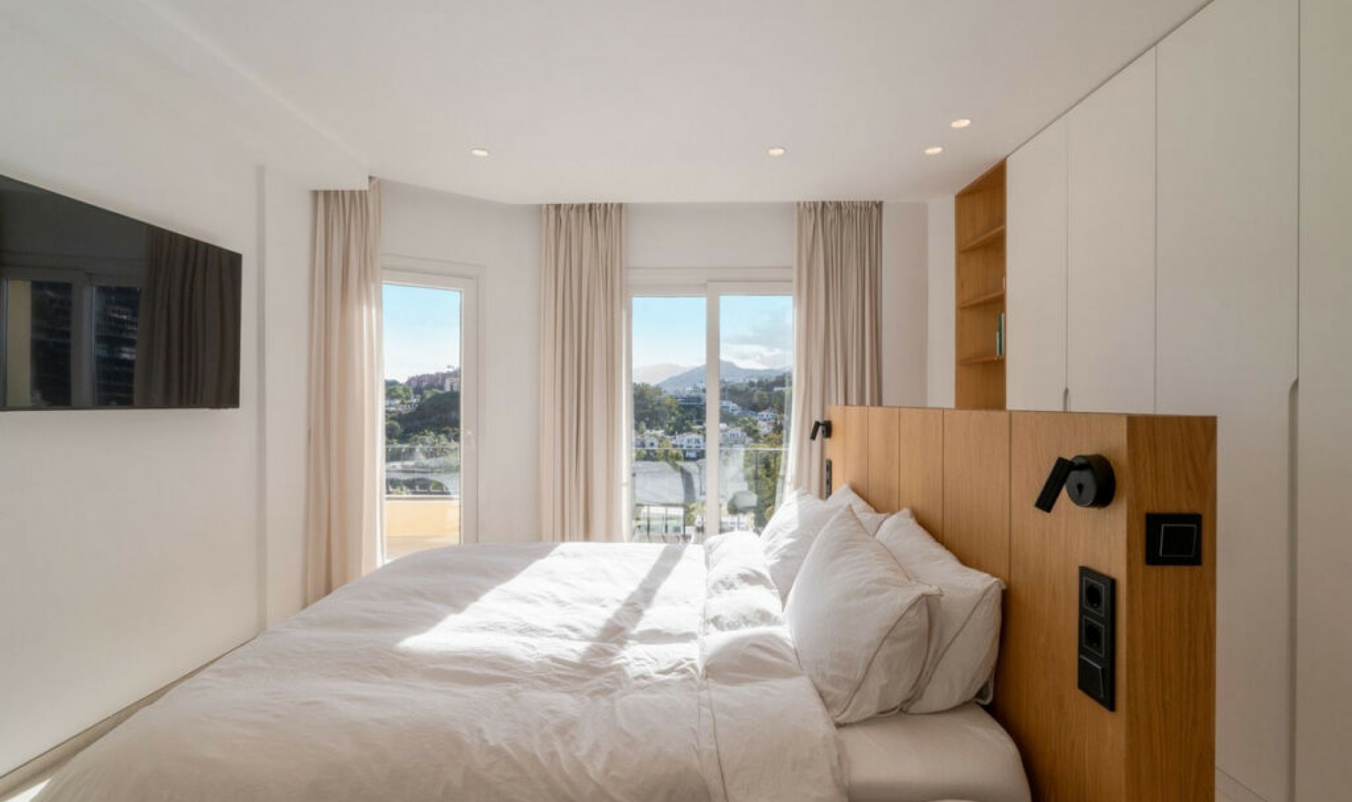 Resale - Apartment -
La Quinta