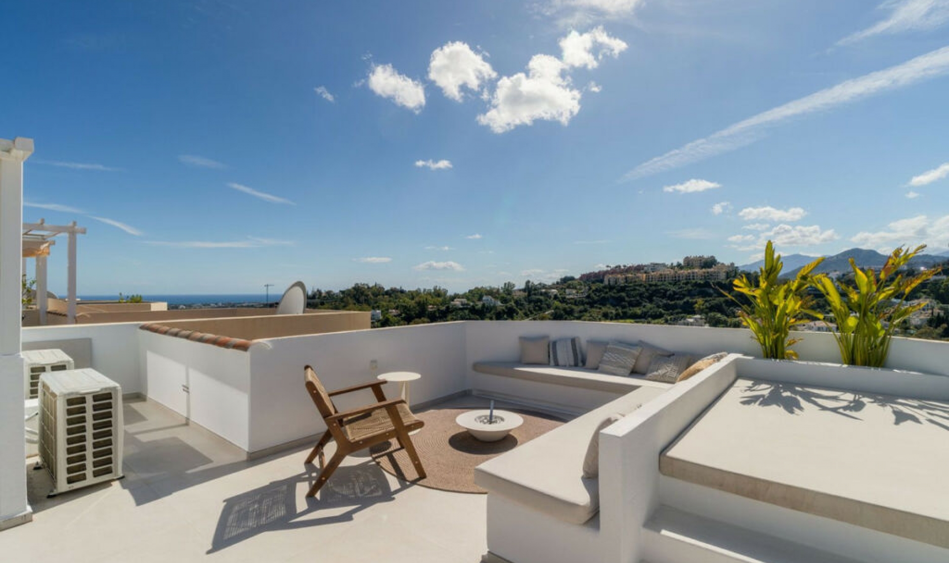 Resale - Apartment -
La Quinta