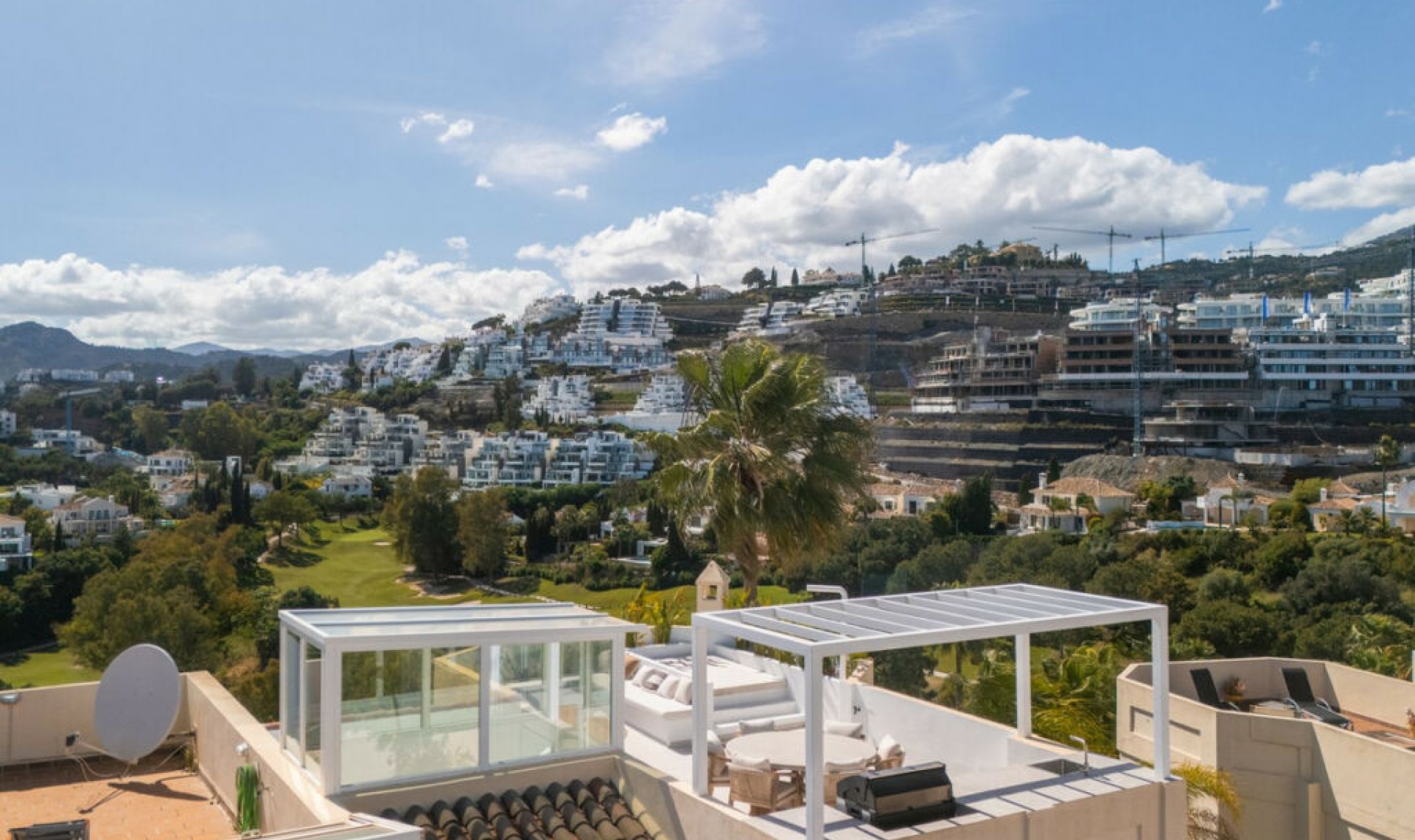 Resale - Apartment -
La Quinta