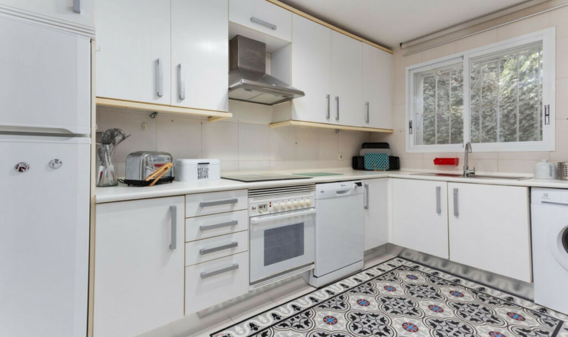 Resale - Apartment -
La Quinta