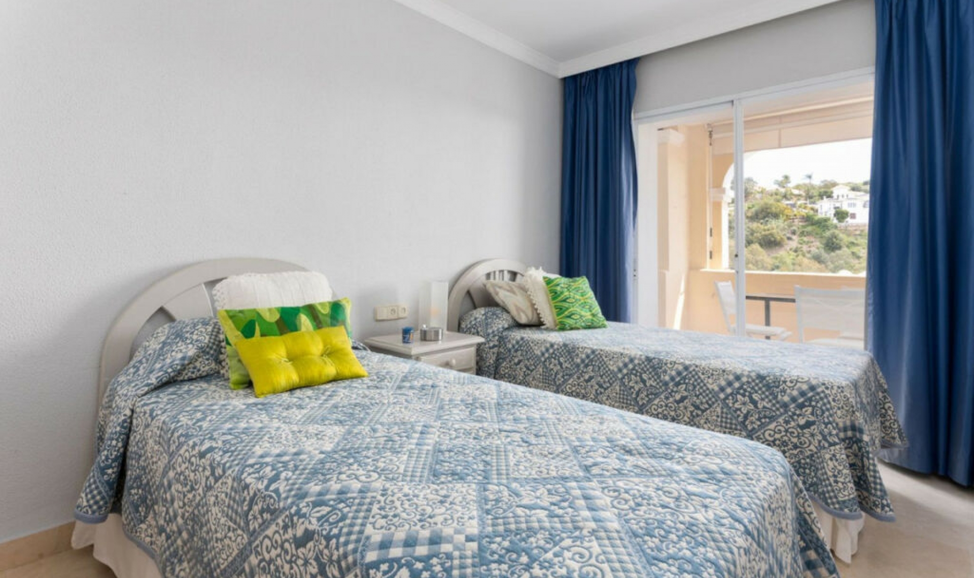 Resale - Apartment -
La Quinta
