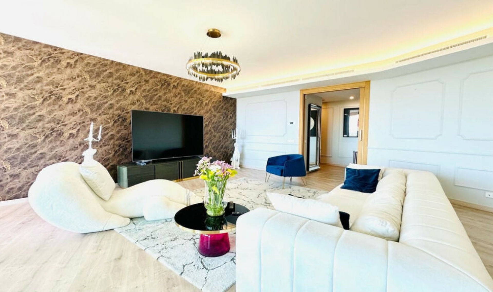 Resale - Apartment -
La Quinta