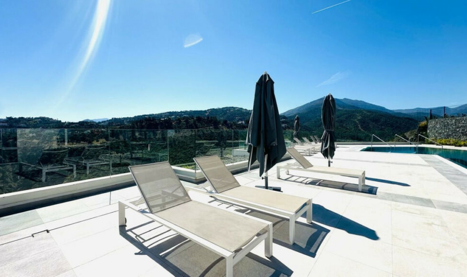 Resale - Apartment -
La Quinta