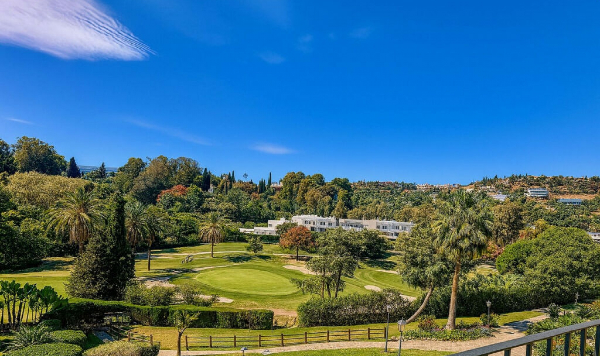 Resale - Apartment -
La Quinta