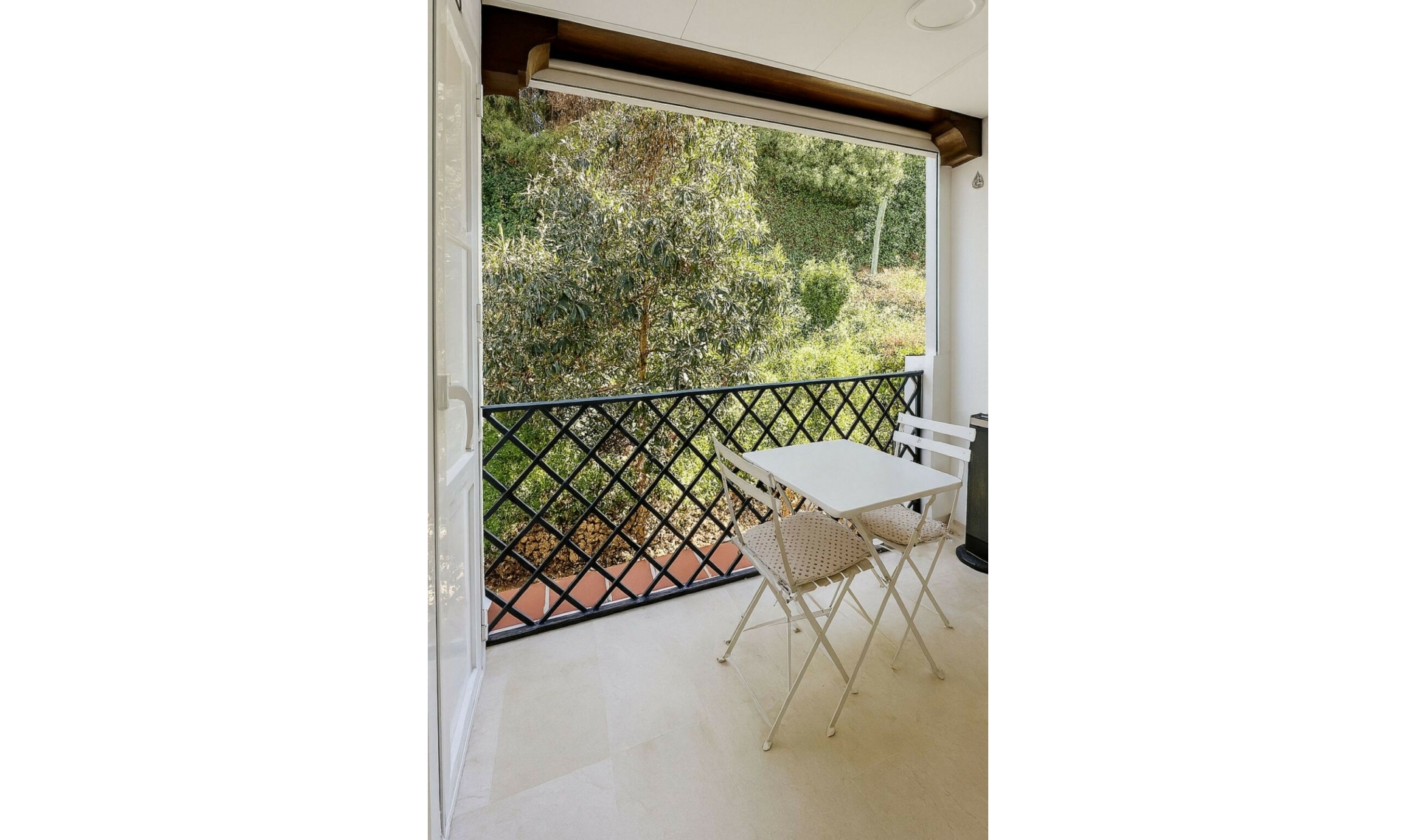 Resale - Apartment -
La Quinta