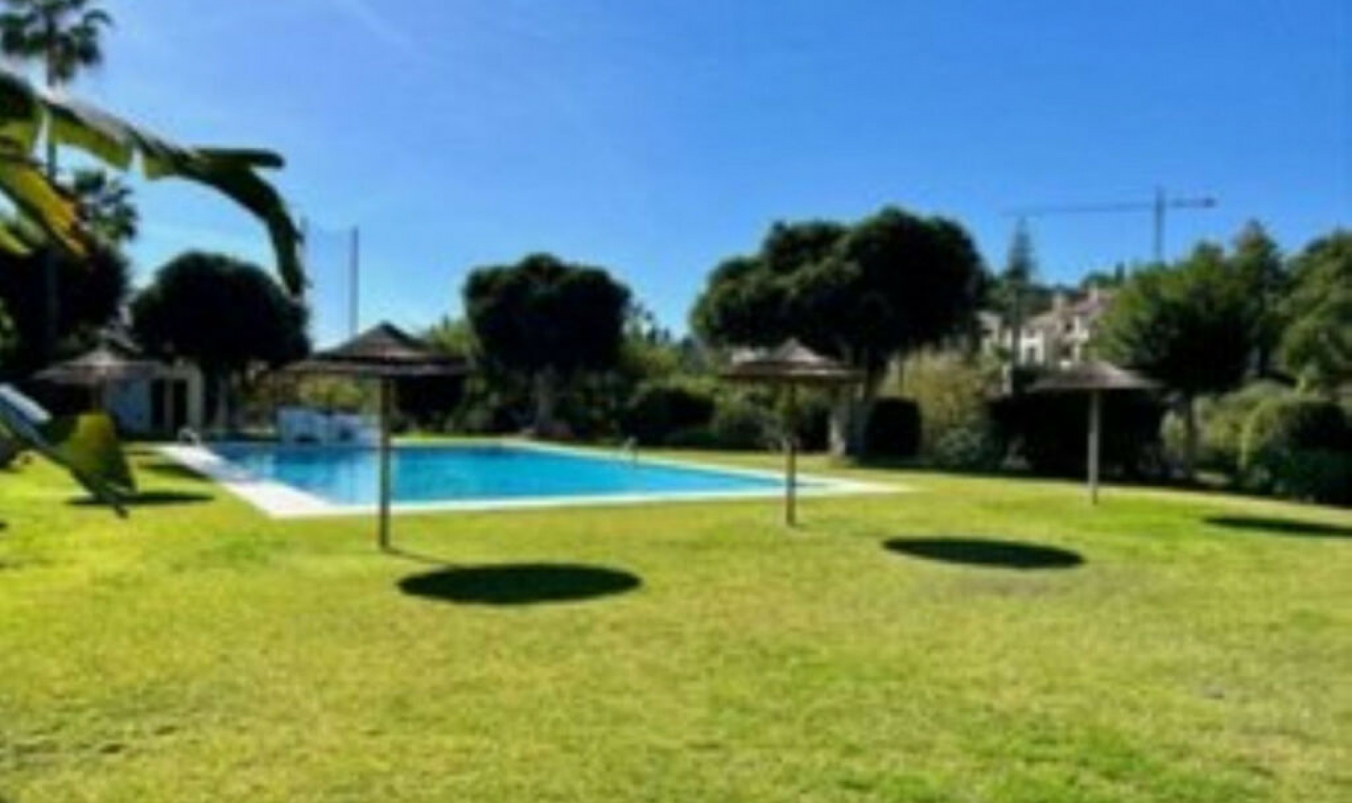 Resale - Apartment -
La Quinta