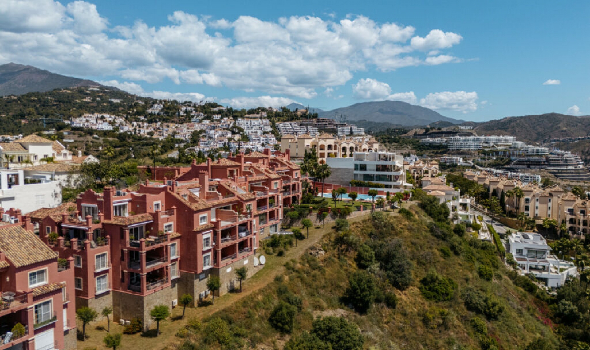 Resale - Apartment -
La Quinta