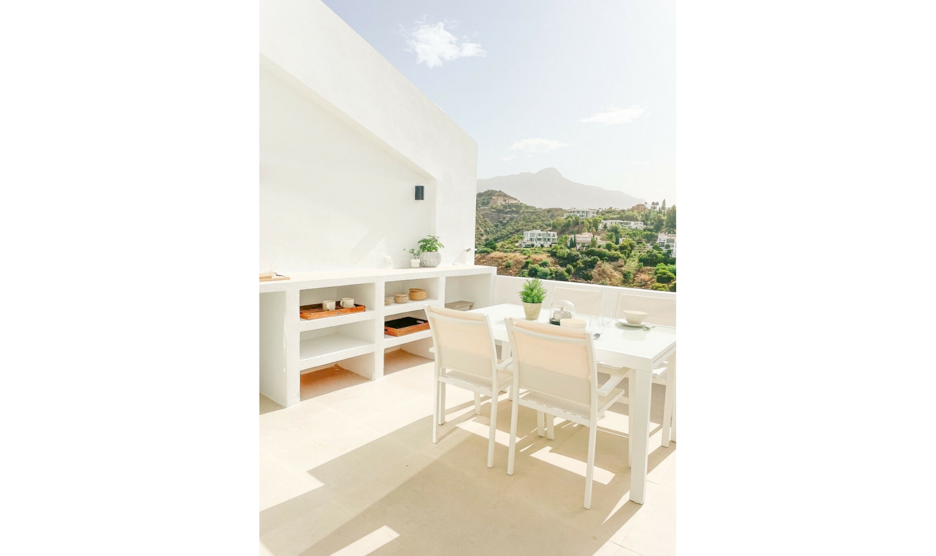 Resale - Apartment -
La Quinta