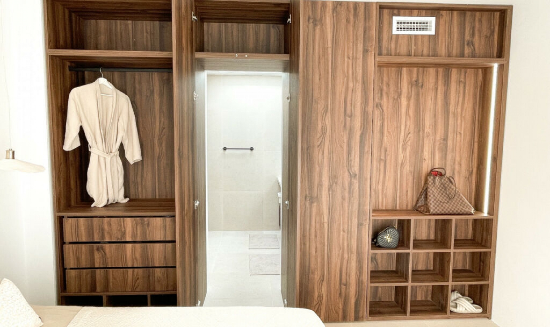 Resale - Apartment -
La Quinta