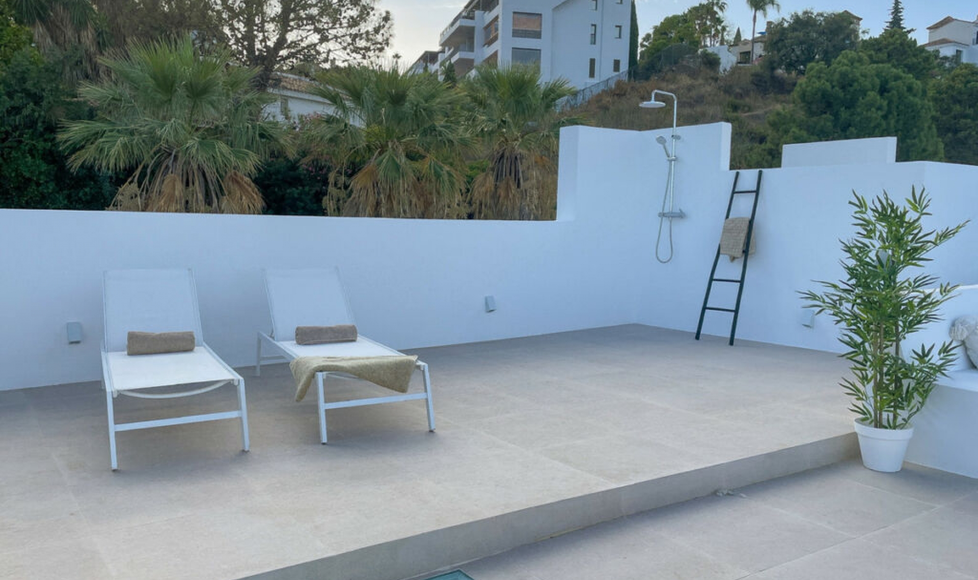Resale - Apartment -
La Quinta