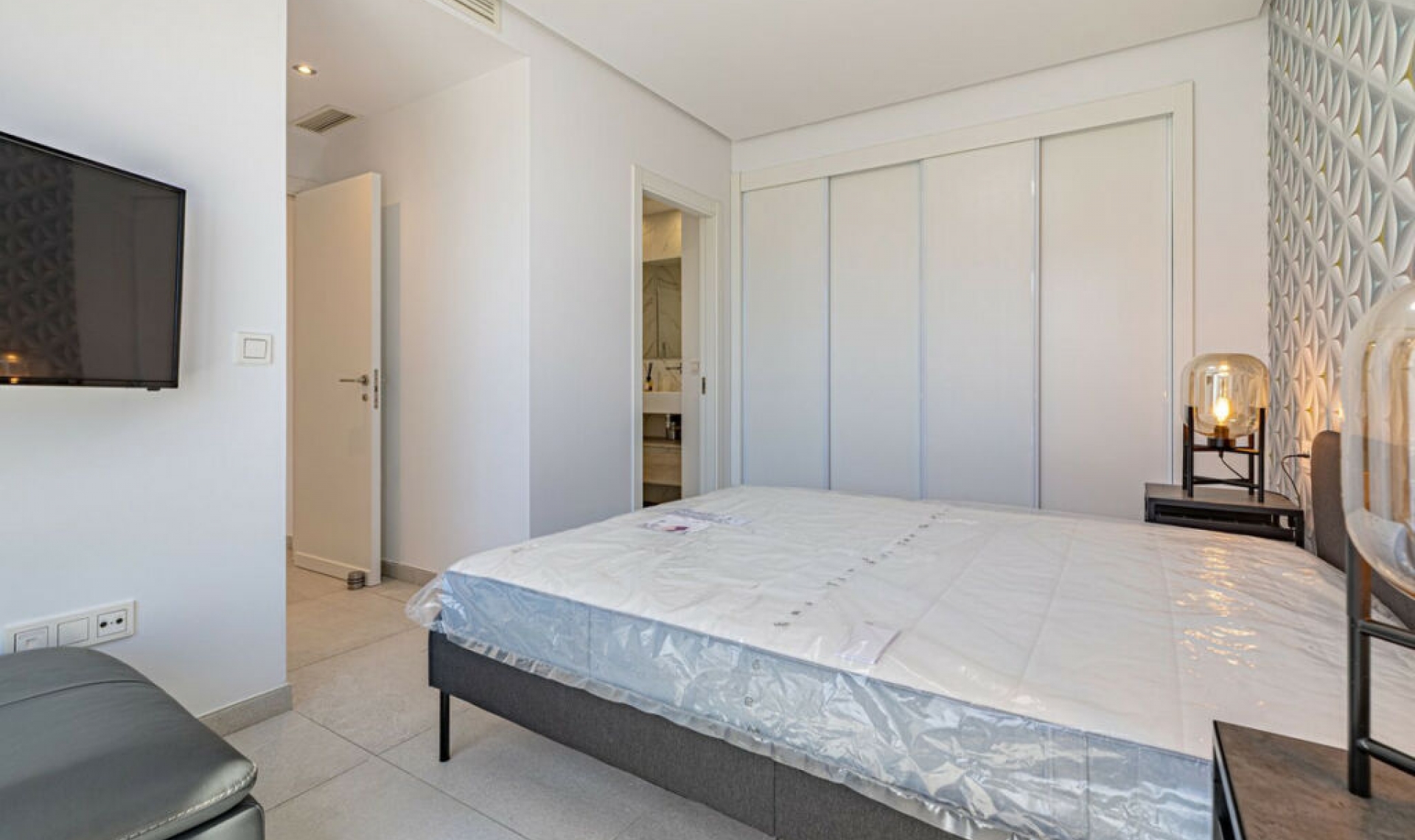 Resale - Apartment -
La Quinta