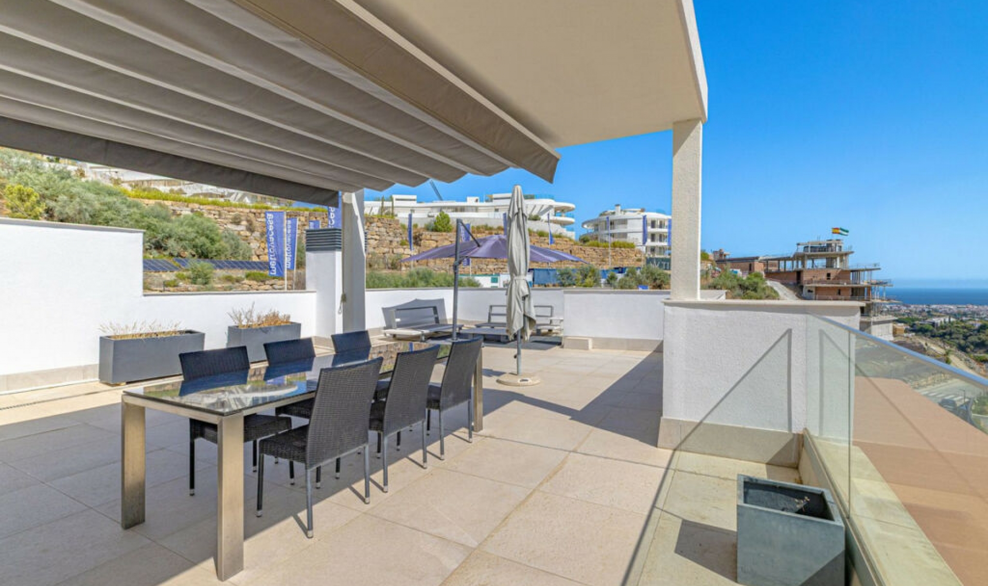 Resale - Apartment -
La Quinta