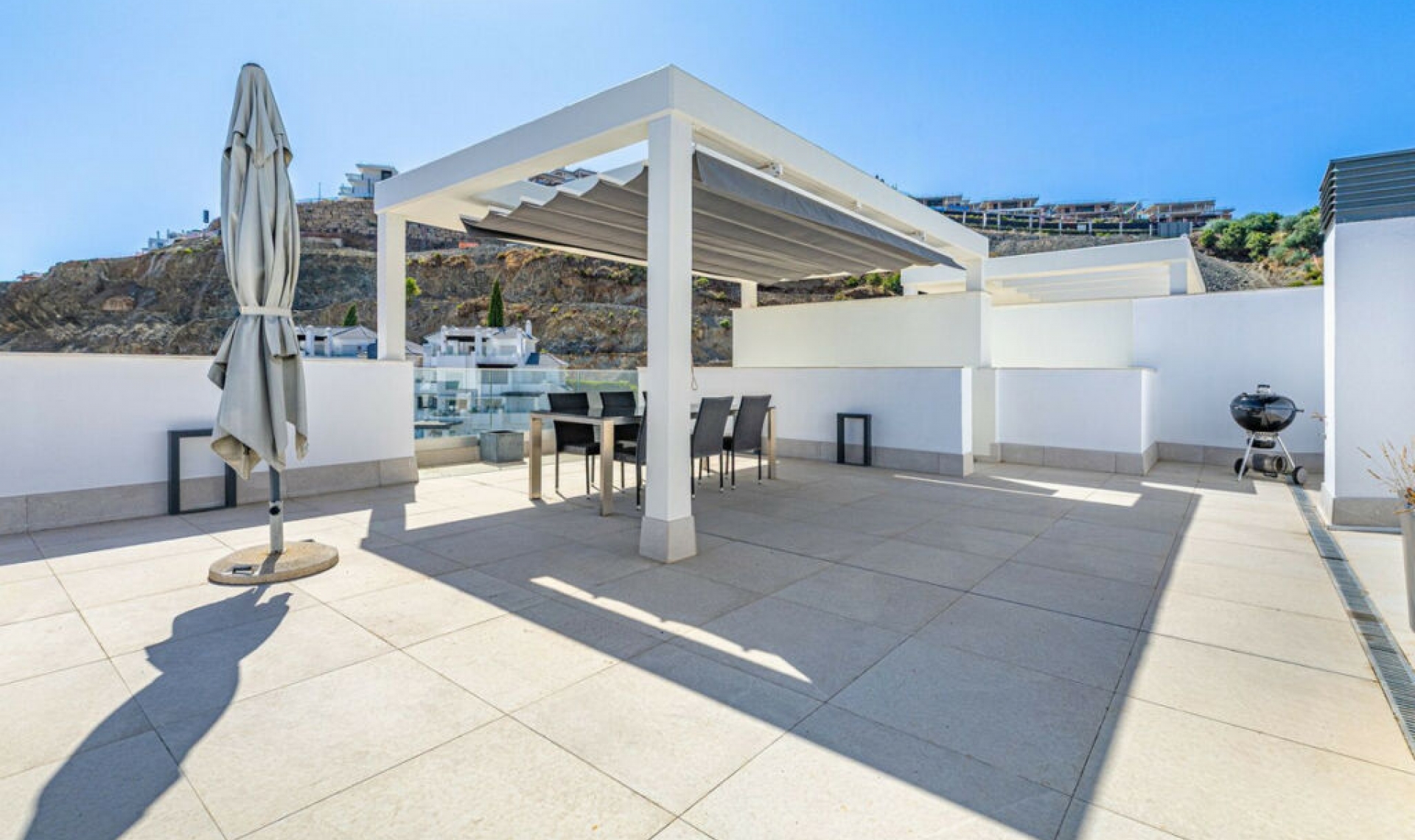 Resale - Apartment -
La Quinta