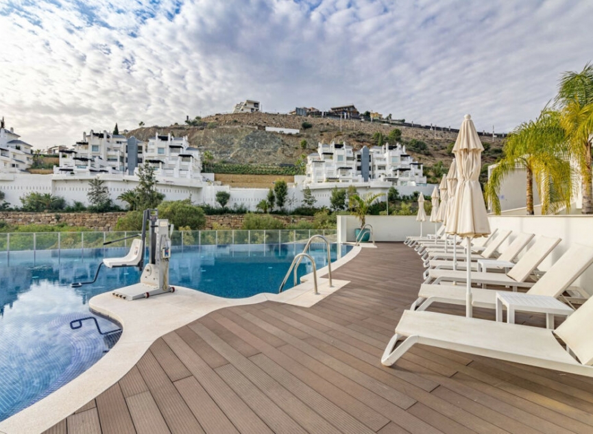 Resale - Apartment -
La Quinta