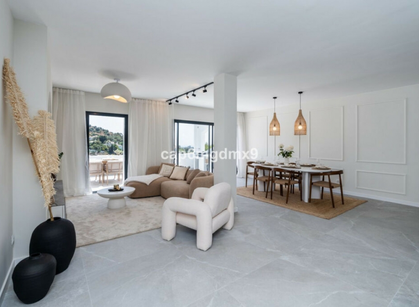 Resale - Apartment -
La Quinta
