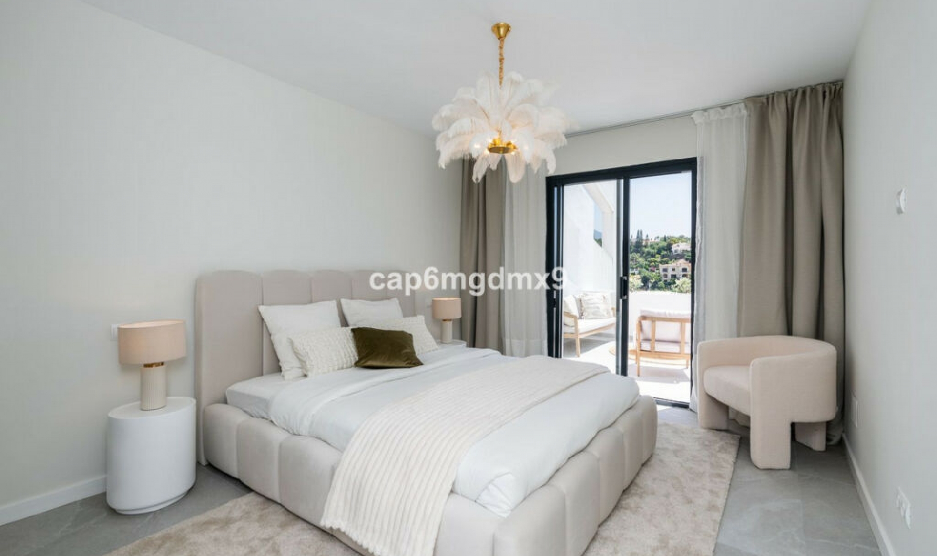 Resale - Apartment -
La Quinta