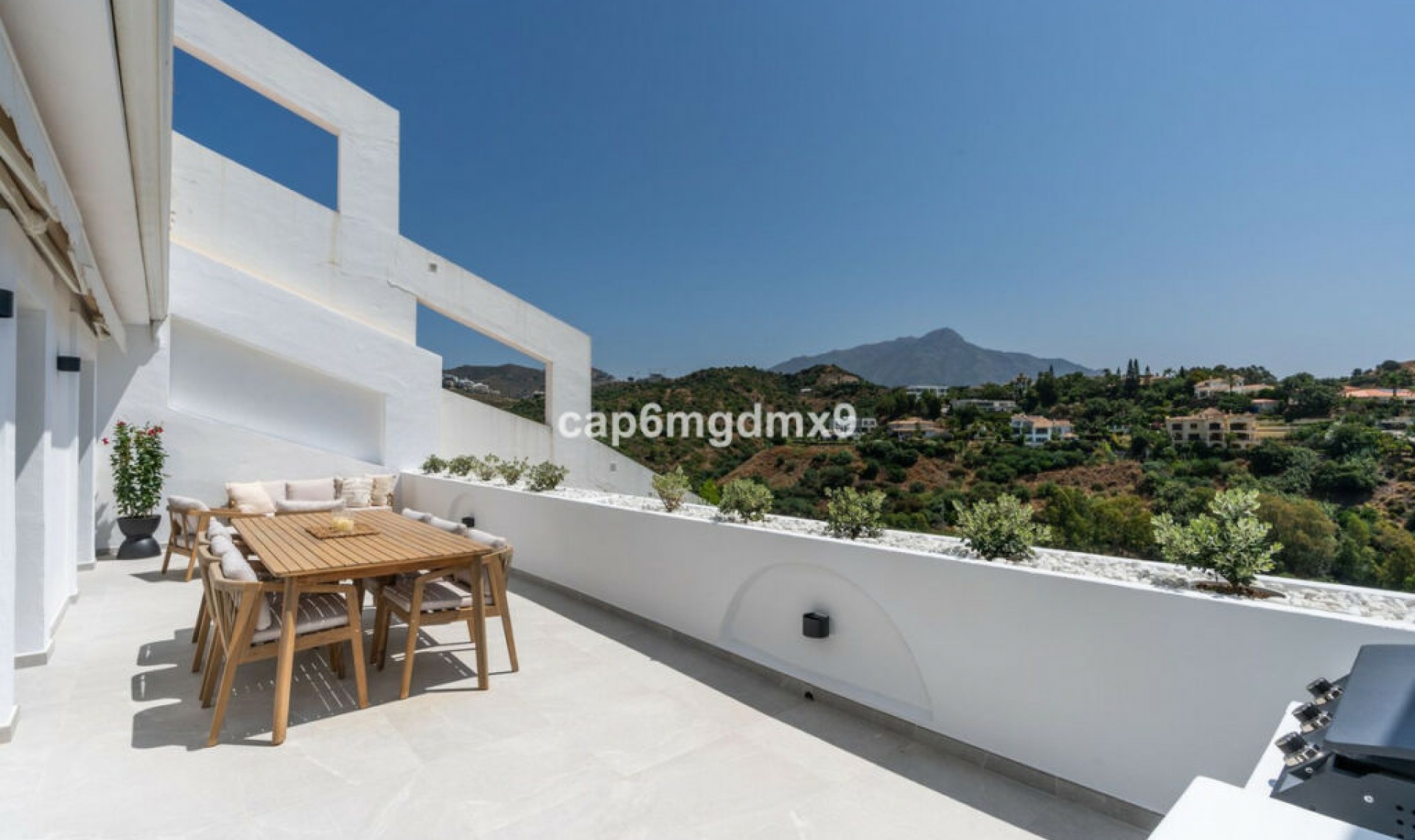 Resale - Apartment -
La Quinta