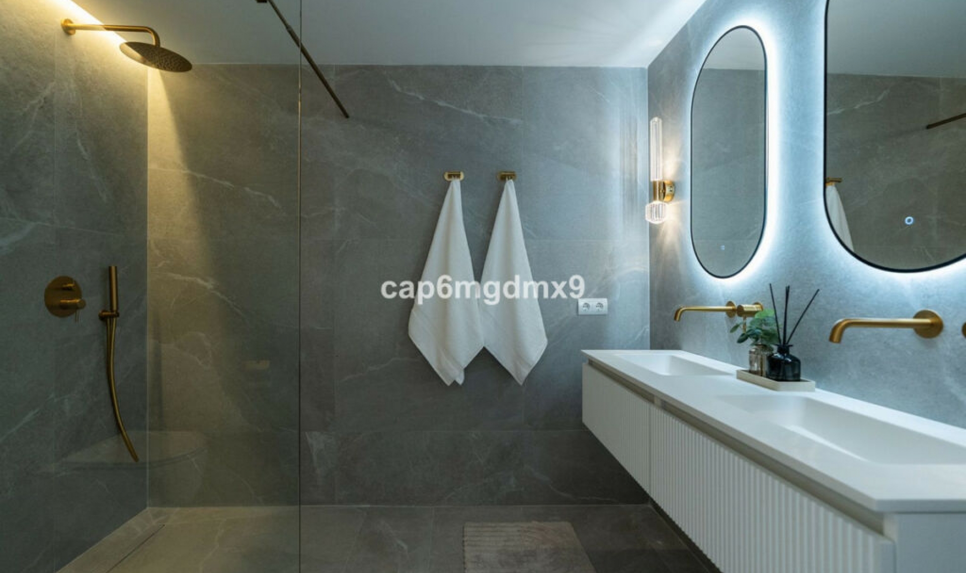 Resale - Apartment -
La Quinta