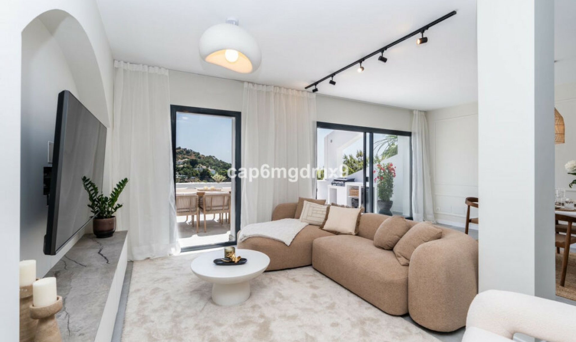Resale - Apartment -
La Quinta