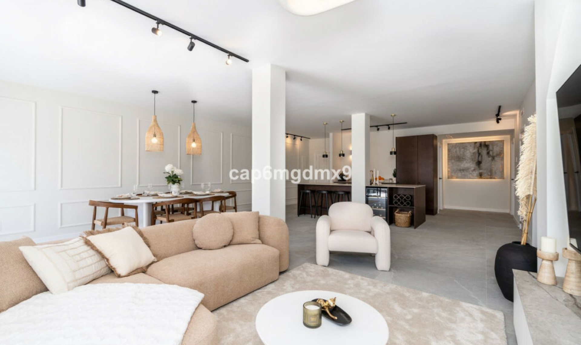 Resale - Apartment -
La Quinta