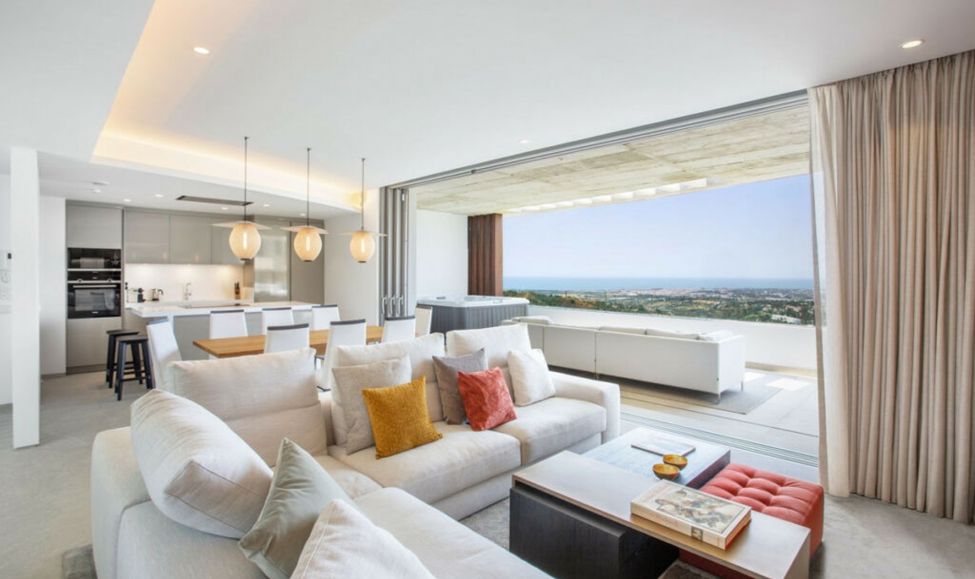 Resale - Apartment -
La Quinta