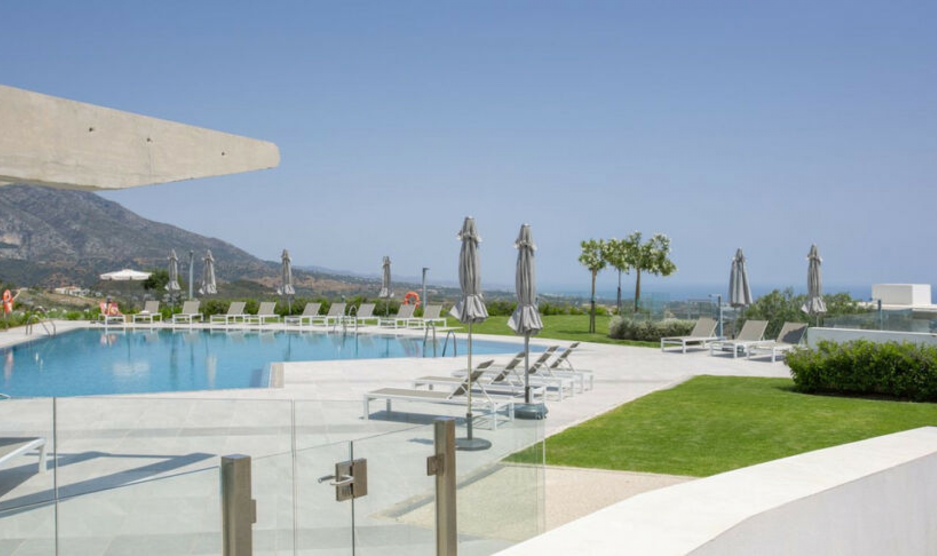 Resale - Apartment -
La Quinta