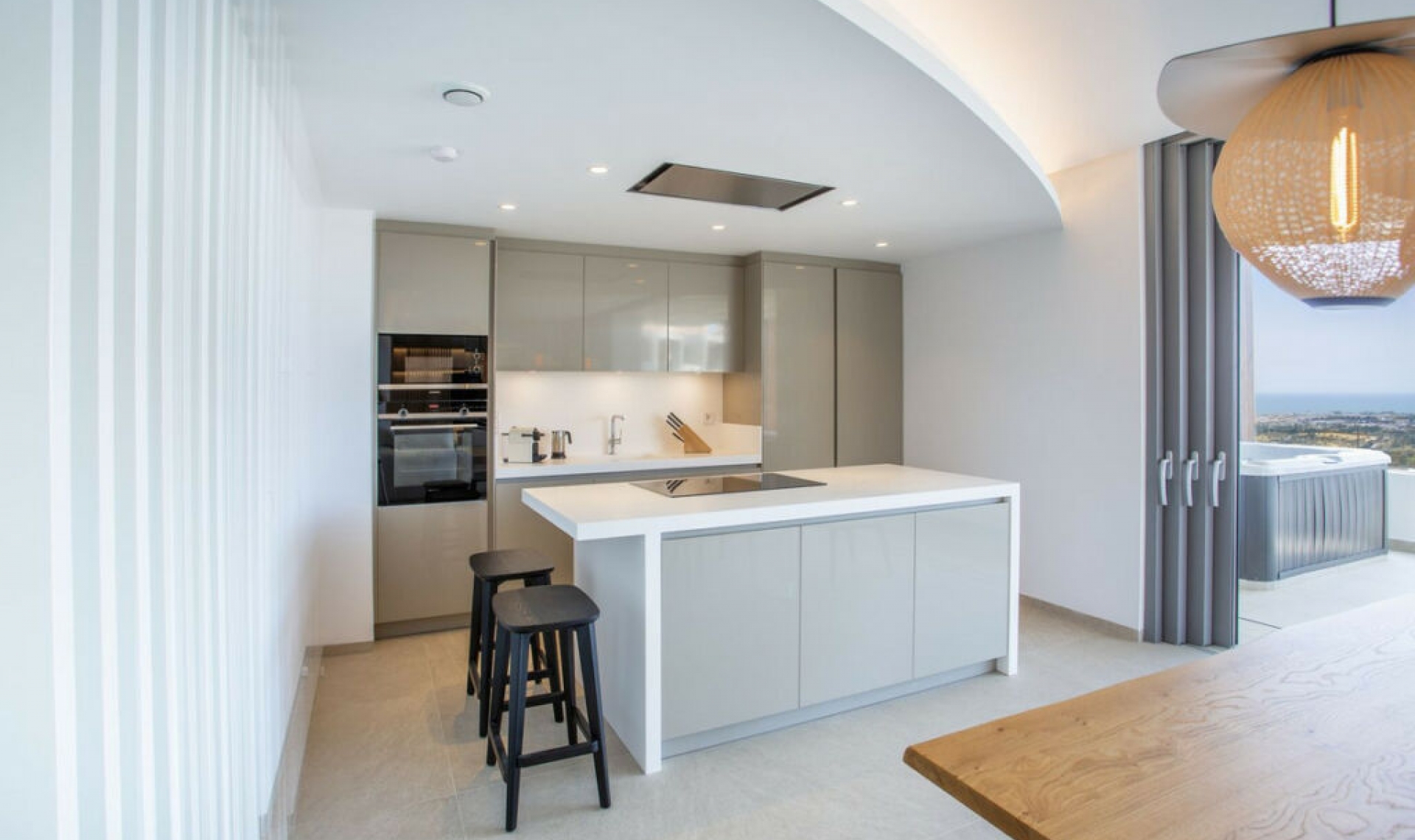 Resale - Apartment -
La Quinta