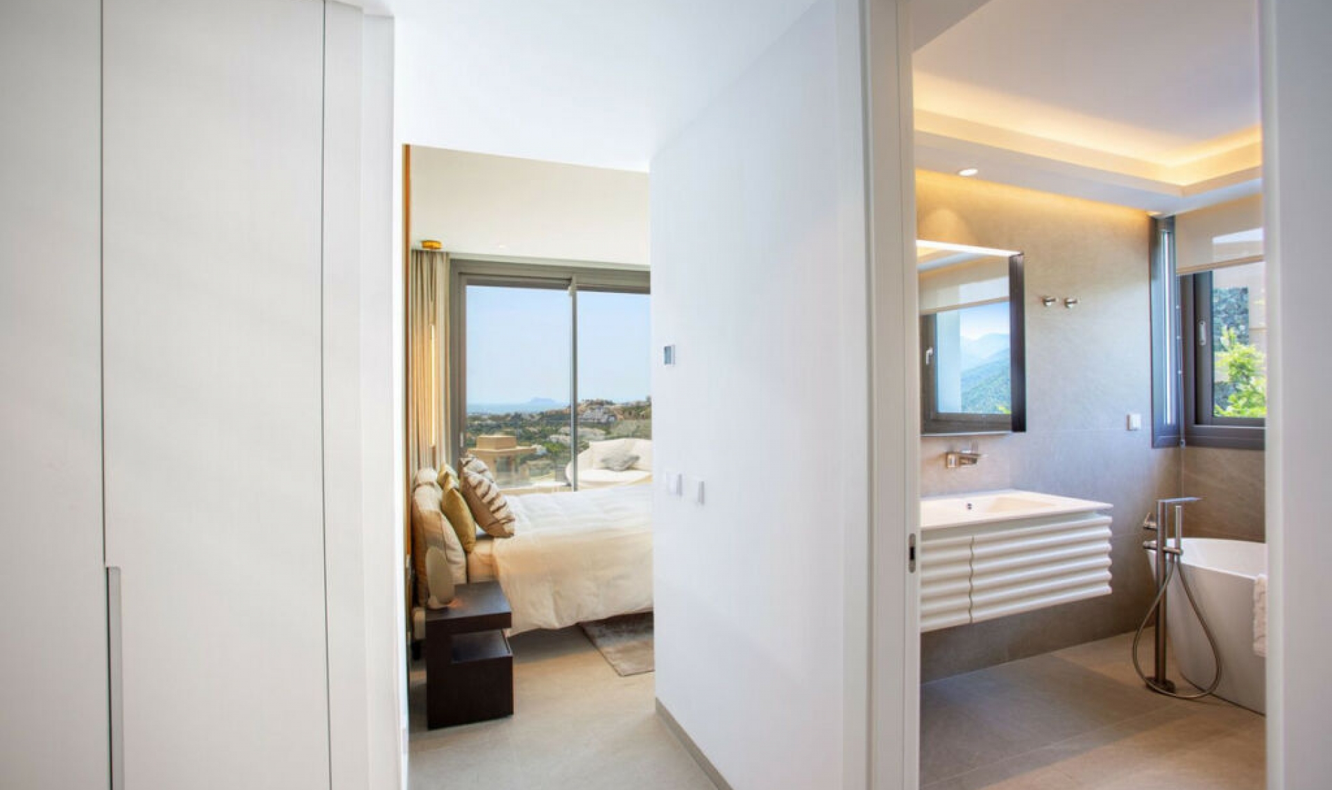 Resale - Apartment -
La Quinta