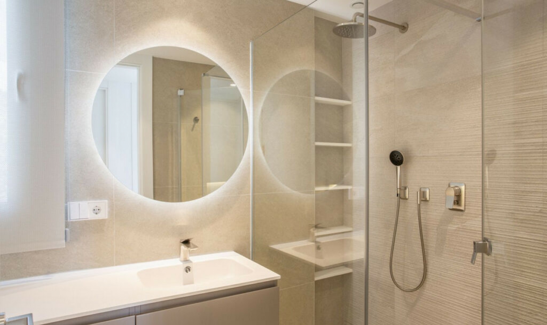 Resale - Apartment -
La Quinta