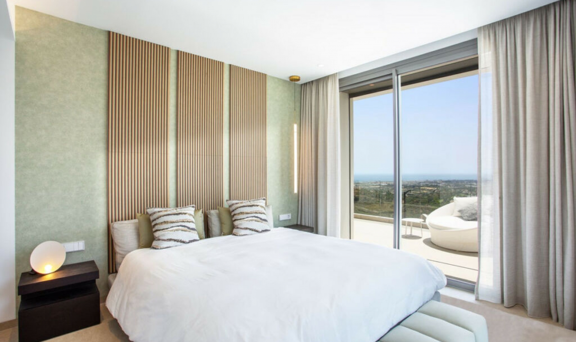 Resale - Apartment -
La Quinta