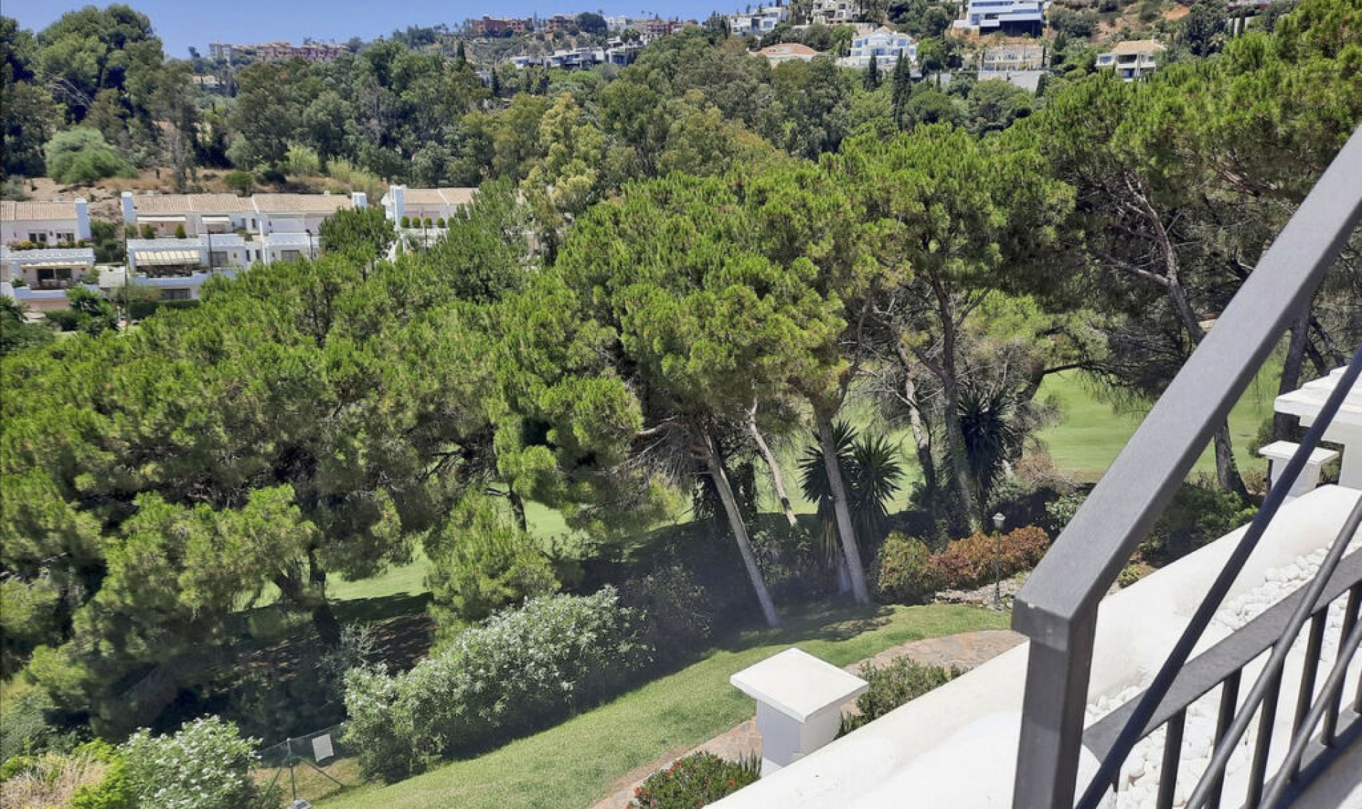 Resale - Apartment -
La Quinta