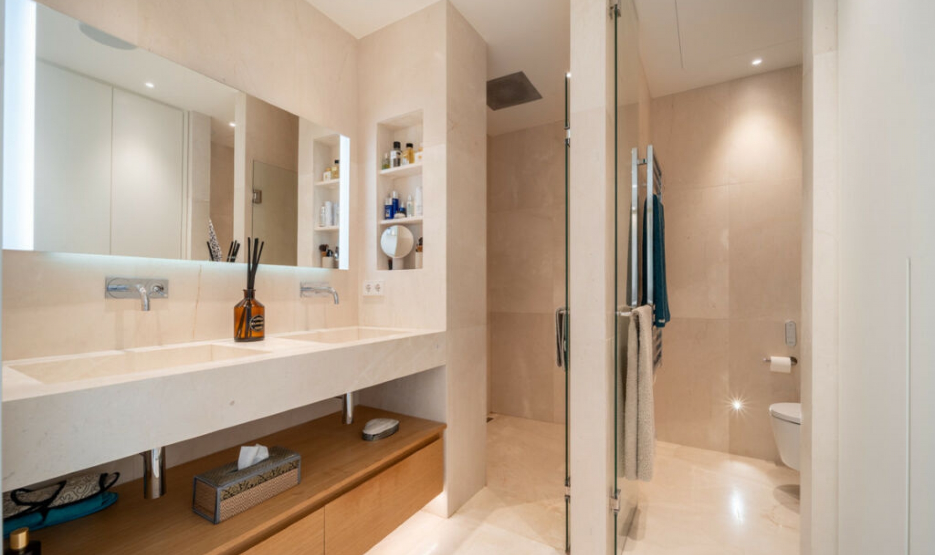 Resale - Apartment -
La Quinta