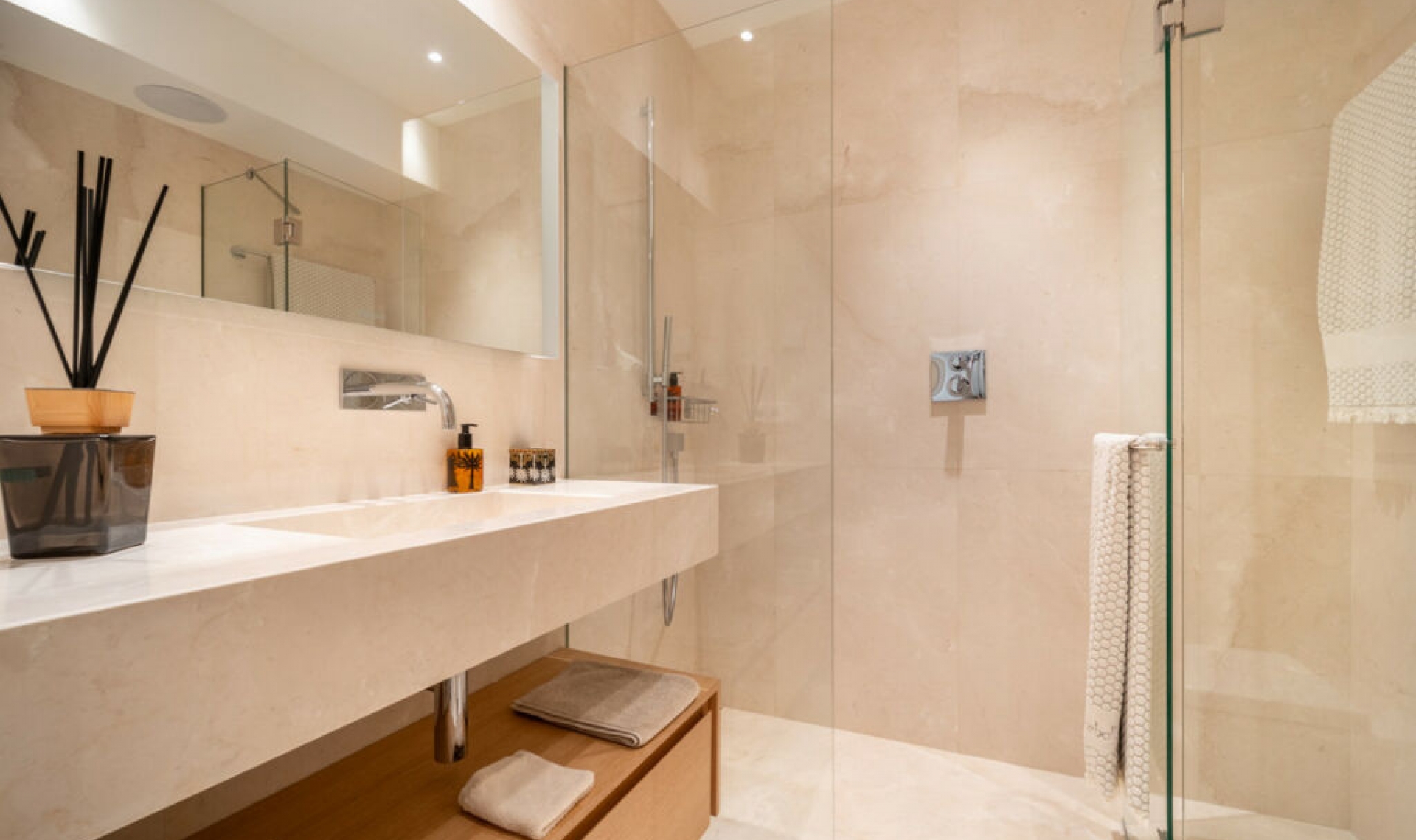 Resale - Apartment -
La Quinta