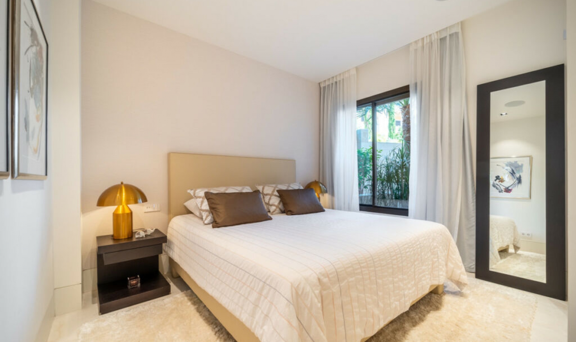 Resale - Apartment -
La Quinta