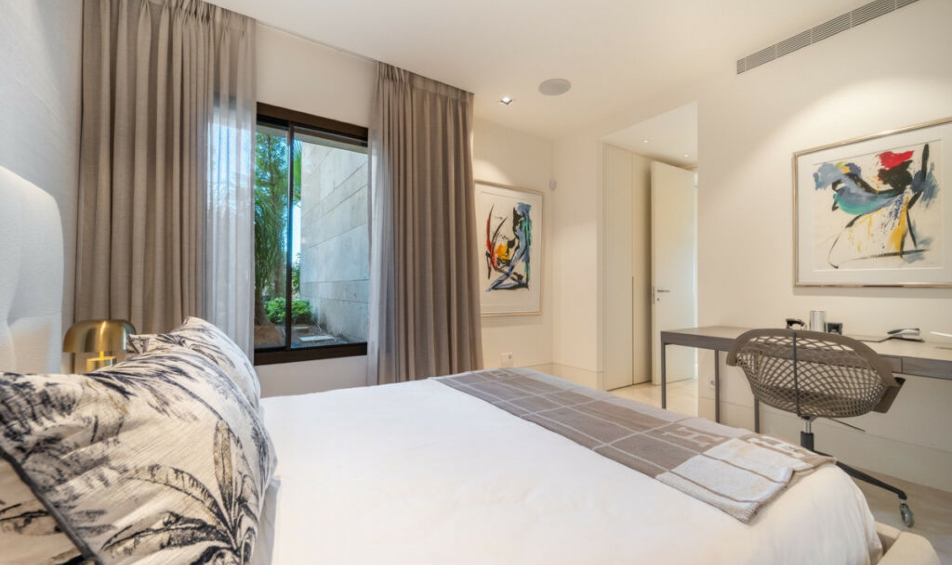 Resale - Apartment -
La Quinta