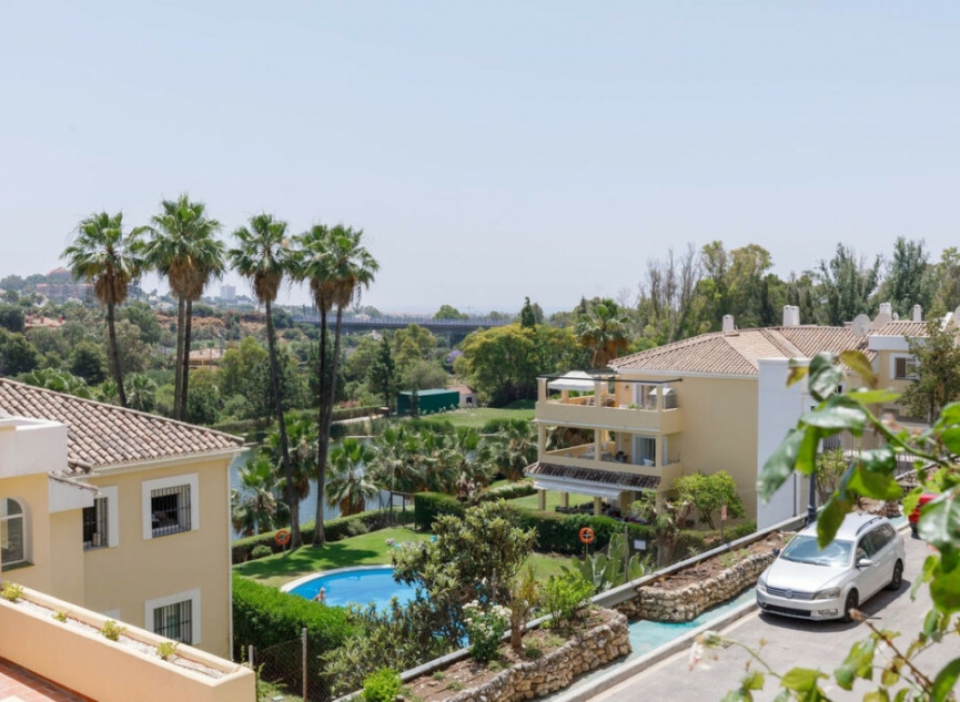 Resale - Apartment -
La Quinta