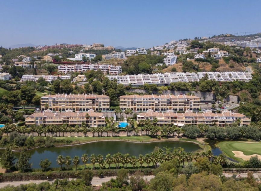 Resale - Apartment -
La Quinta