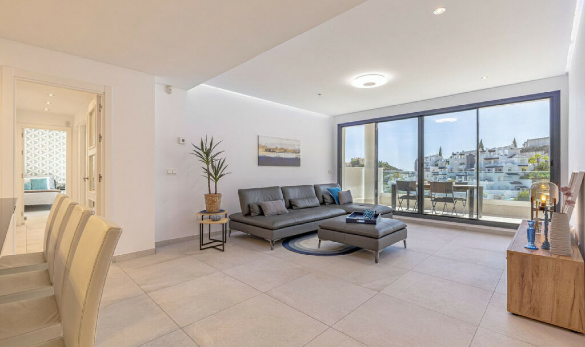 Resale - Apartment -
La Quinta