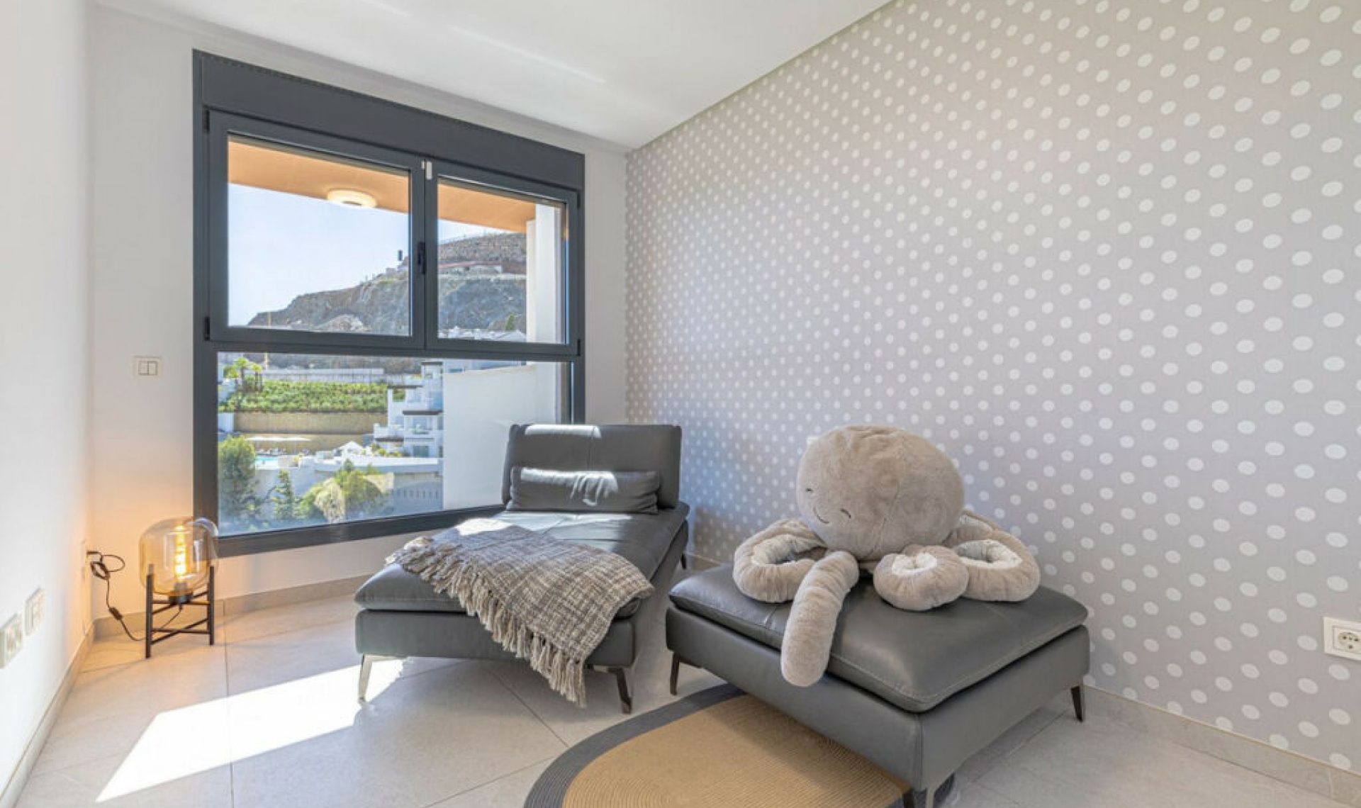 Resale - Apartment -
La Quinta
