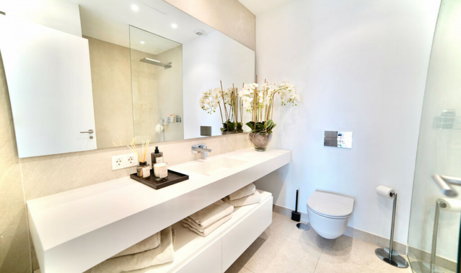 Resale - Apartment -
La Quinta