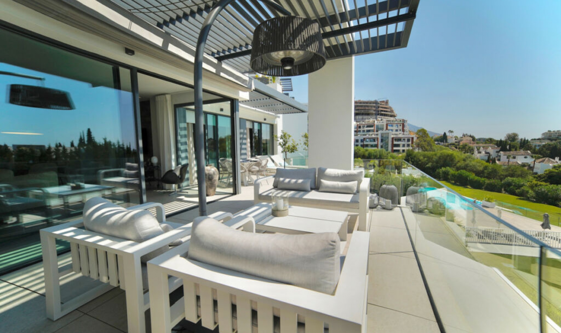 Resale - Apartment -
La Quinta