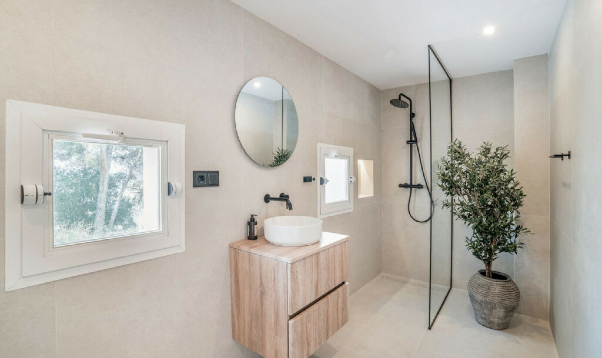 Resale - Apartment -
La Quinta