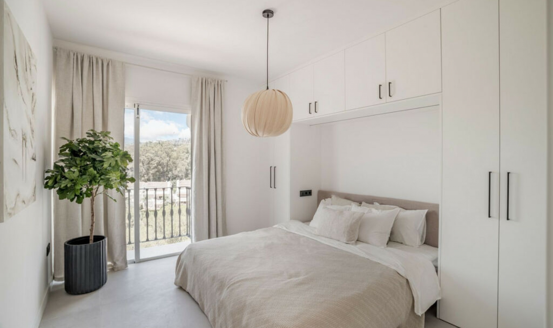 Resale - Apartment -
La Quinta